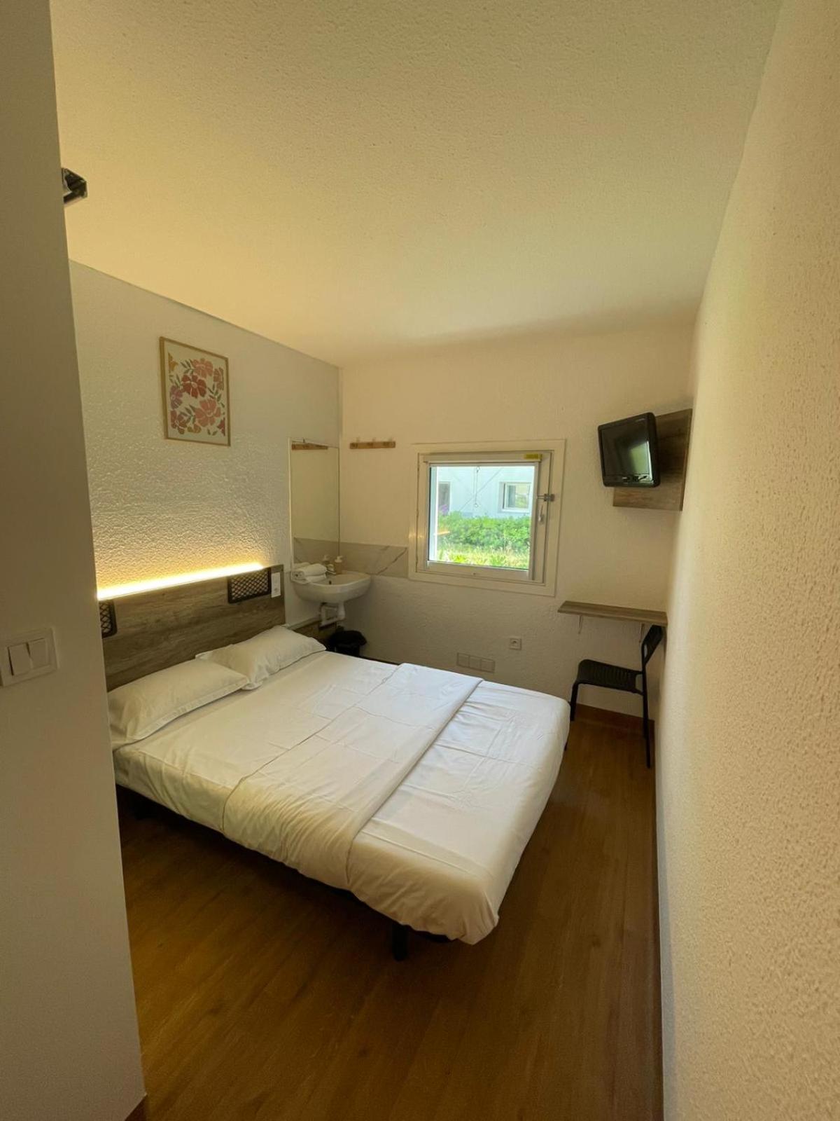 Hotel Thania Frontignan Exterior foto